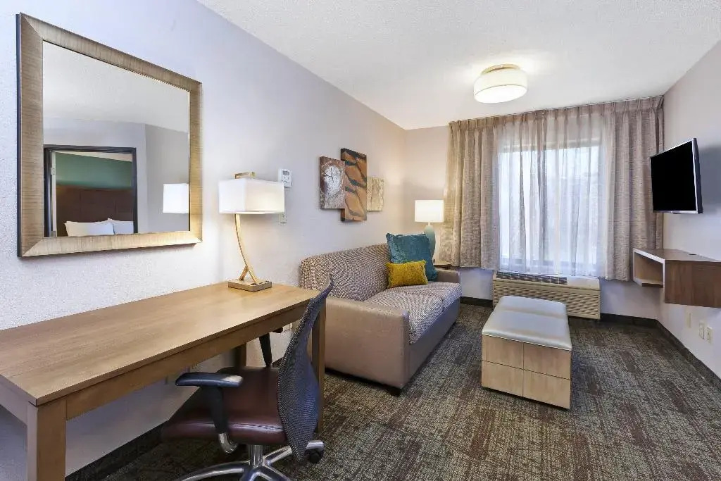 Staybridge Suites Columbia-Highway 63 & I-70 by IHG
