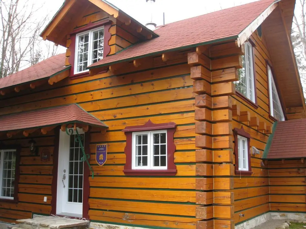 Domaine Rivière Sacacomie Chalets et Bed and Breakfast -Manoir Canergie