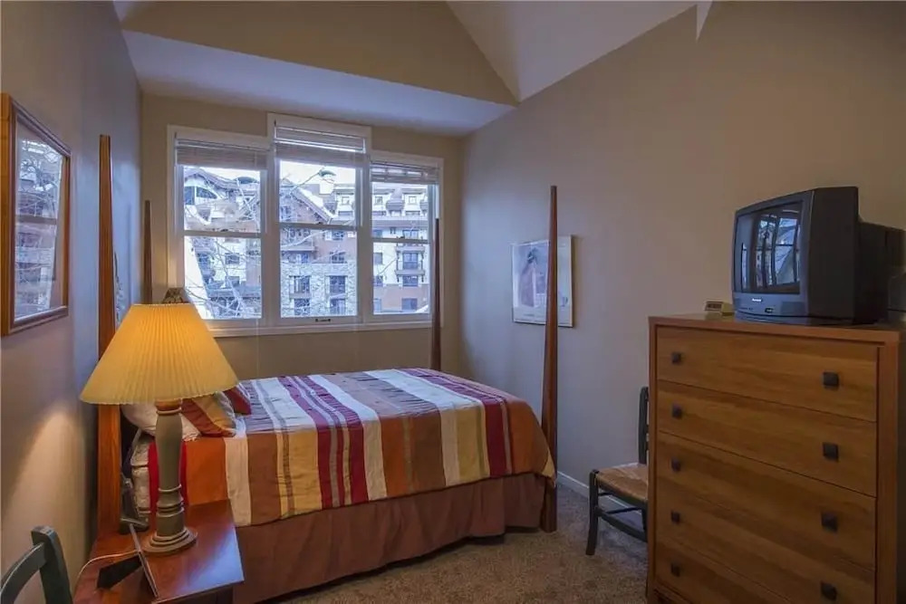 Columbia Place Condominium