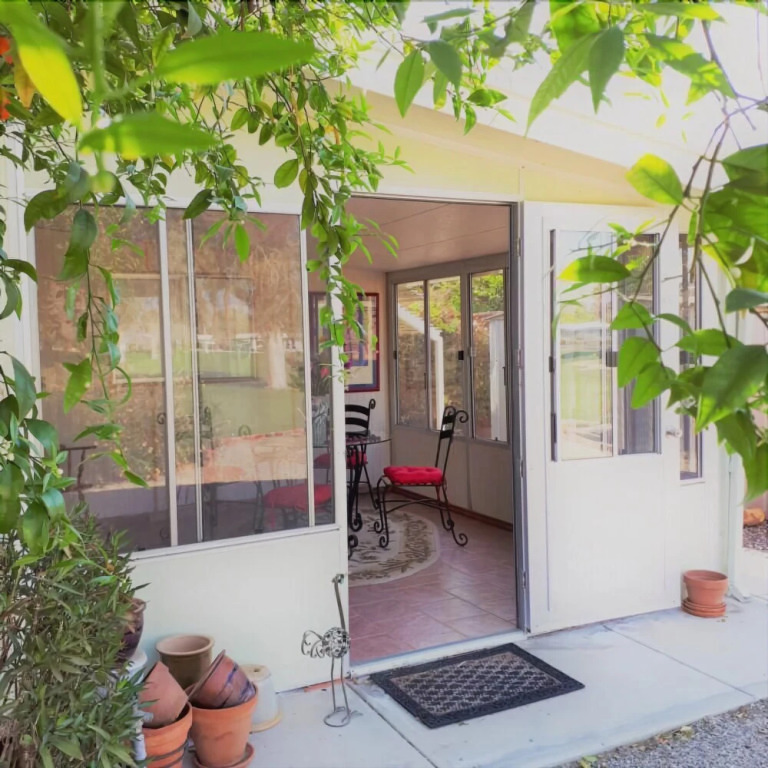 Roadrunner Club 283 - 2 Br Home