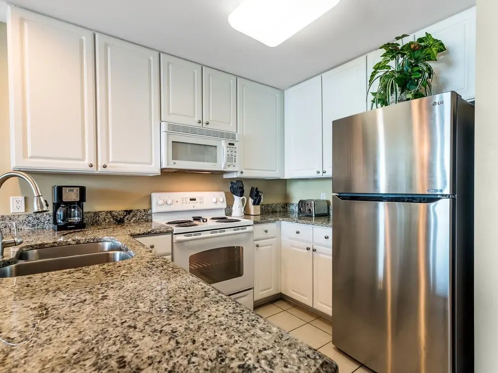 Lighthouse 1605 by Bender Vacation Rentals