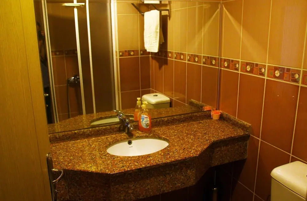 Isik Otel