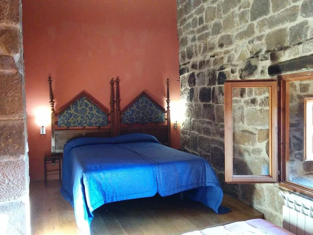 Casa Rural Los Abedules - Casas Valrural