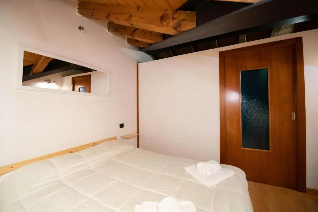 The Three Moons Apartment