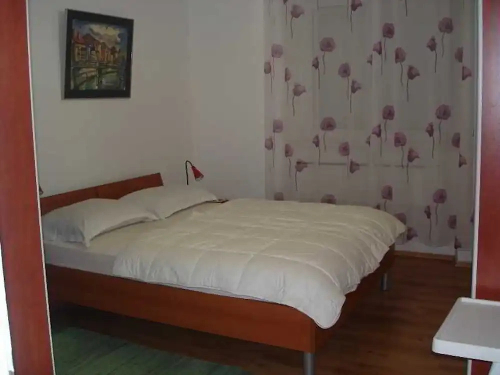 Apartments Lenni