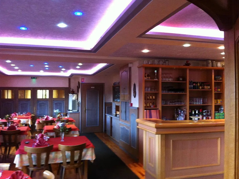 Logis Hotel & Restaurant - Les Vosges