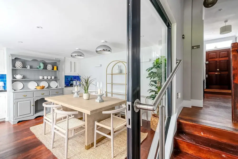 Grandeur Islington Home