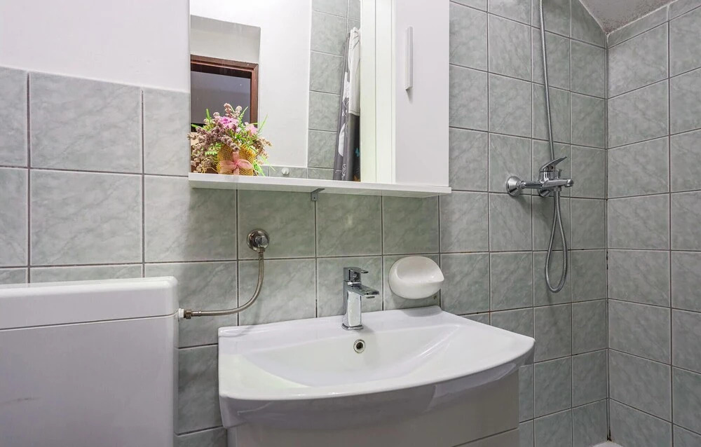 Beautiful Home in Fazana With Wifi, 5 Bedrooms and Outdoor Swimming Pool