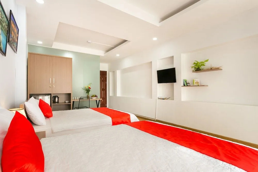 SaiGonCuCu Hotel Near Bui Vien Town