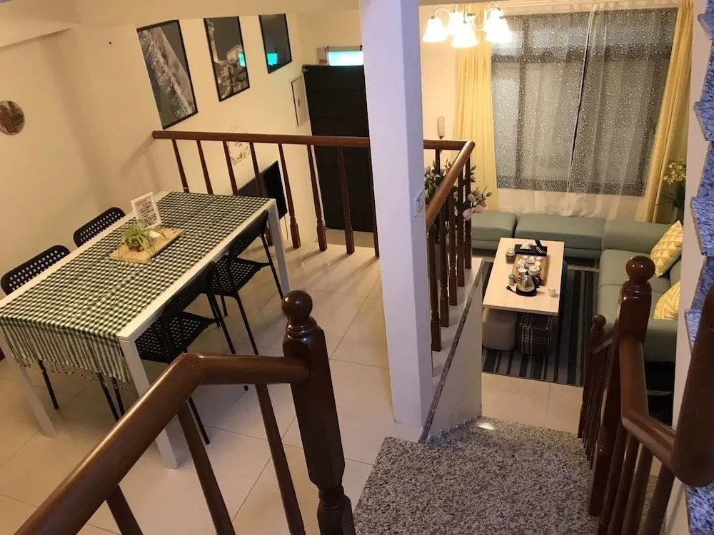 Honey Homestay