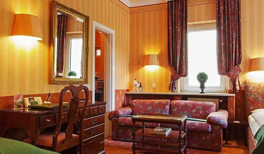 Hotel Mittelweg