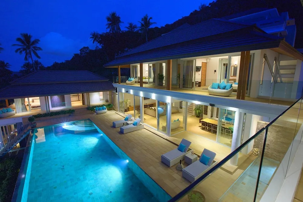 18 Bedroom Luxury Sea View Villas