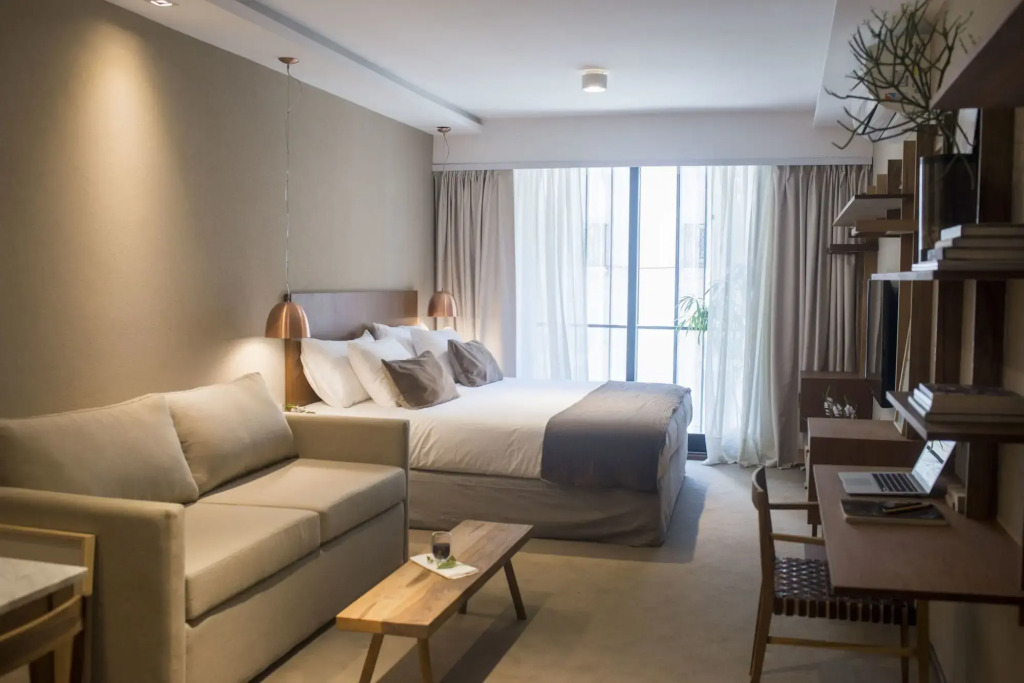 AQ Tailored Suites