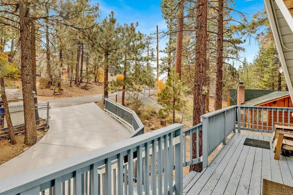 Sweet Cabin Home Gateway #2576