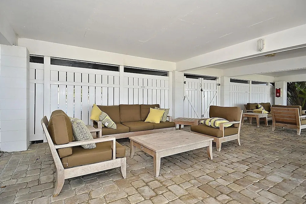 Sunset Villas 4