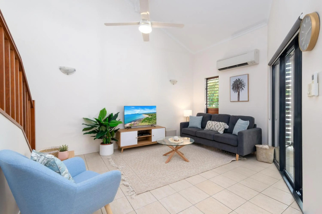 Seascape Holidays at 30 Tropic Style
