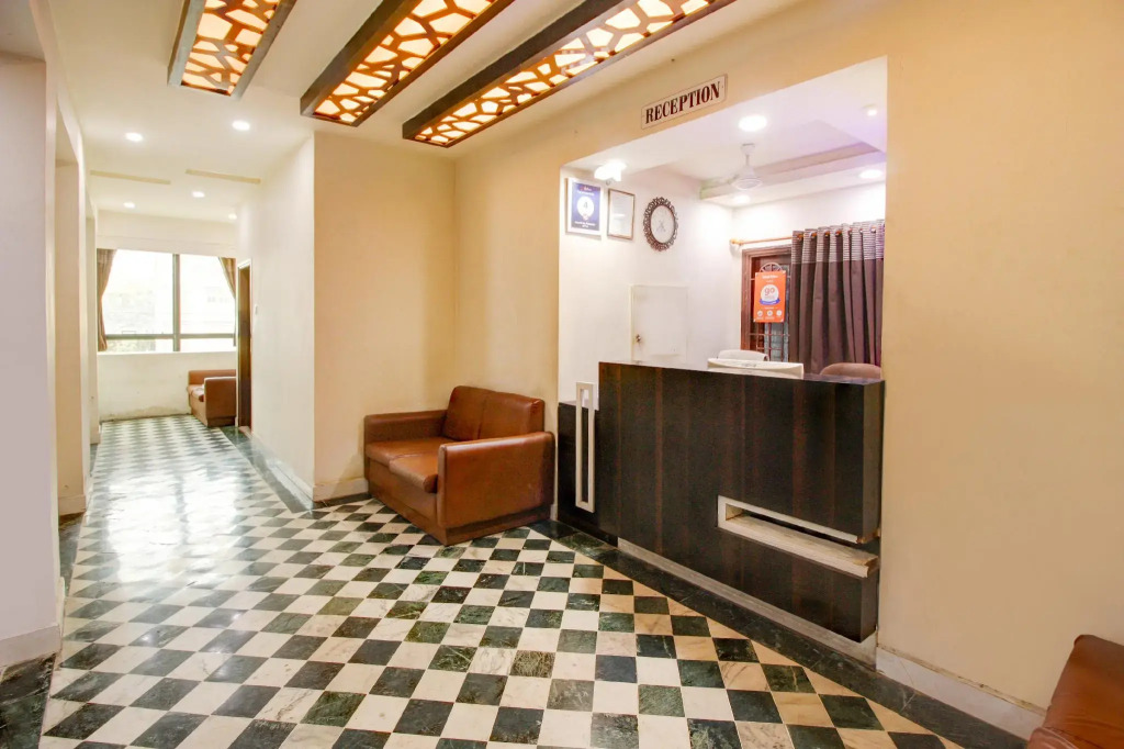 Hotel R Inn