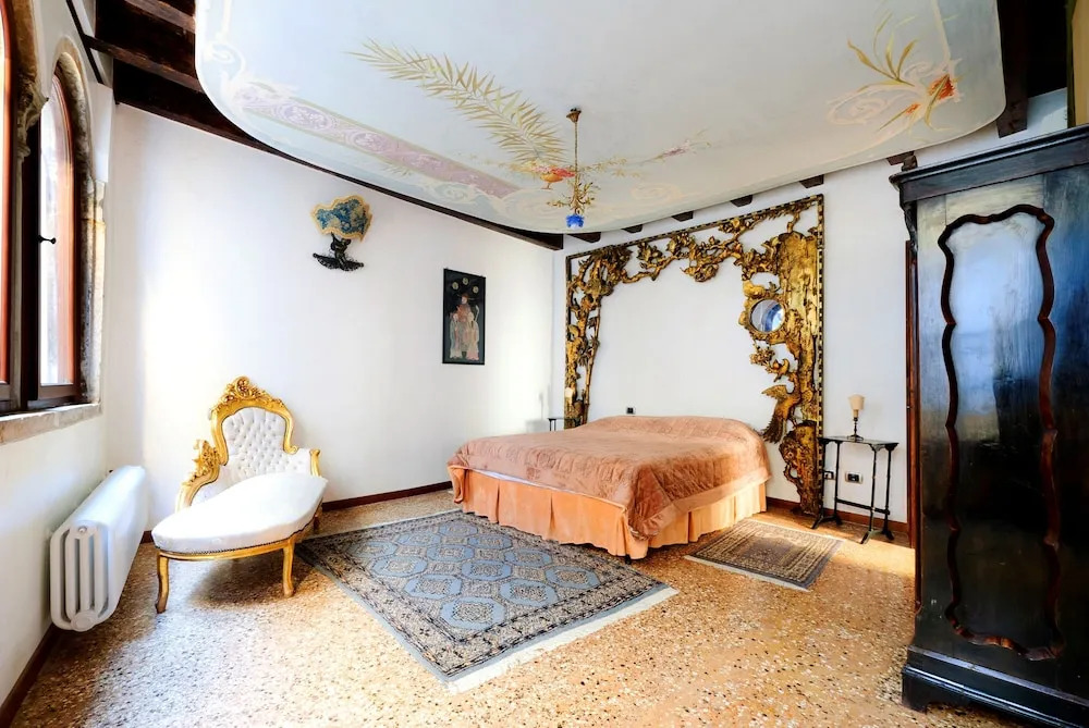 Hidden Gem in Venice
