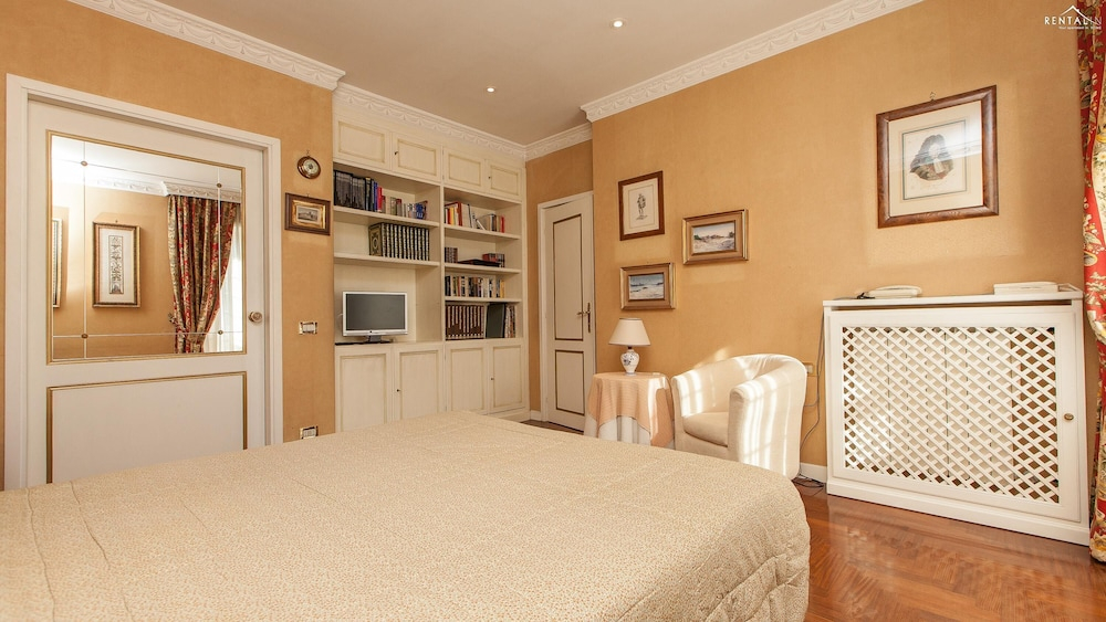 Rental in Rome Aurelia Montana Luxury Apartment
