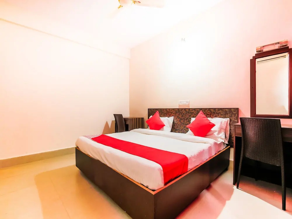 OYO 18794 Hotel Colva Plaza
