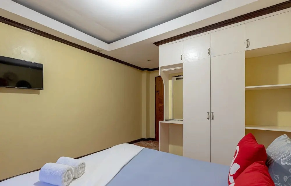 ZEN Rooms LH Bri Lodge Siargao