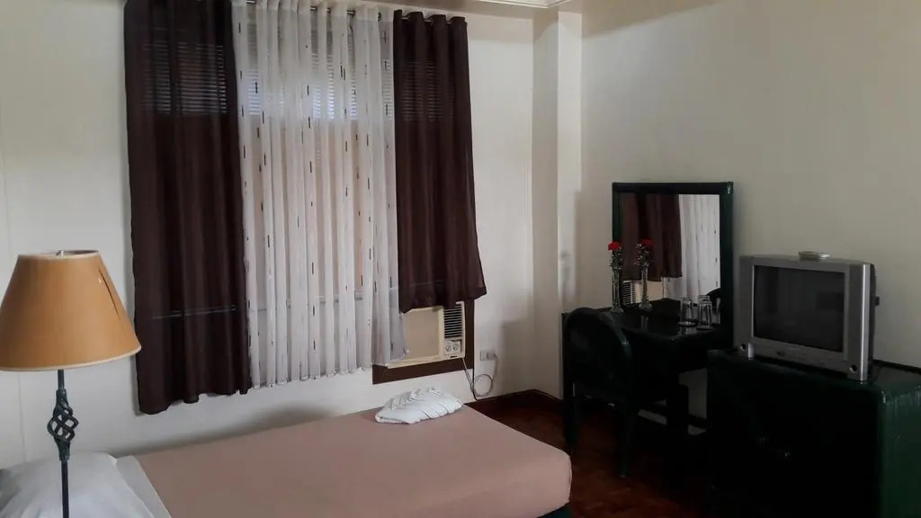 La Planta Hotel and Restaurant, Inc