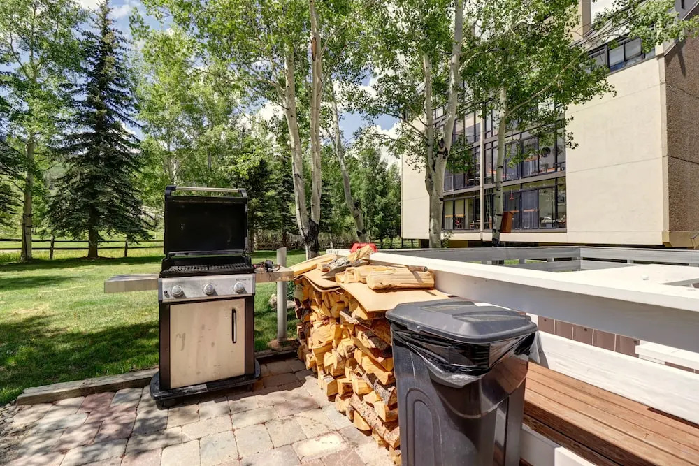 Large Condo in East Village Condo - Easy Walk to Super Bee - WH301 by RedAwning