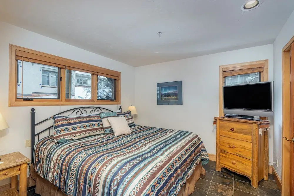 Aspen Ridge 32 - 2 bedroom 2 Townhouse by Alpine Lodging Telluride