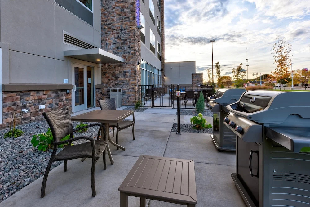Clarion Hotel Campus Area