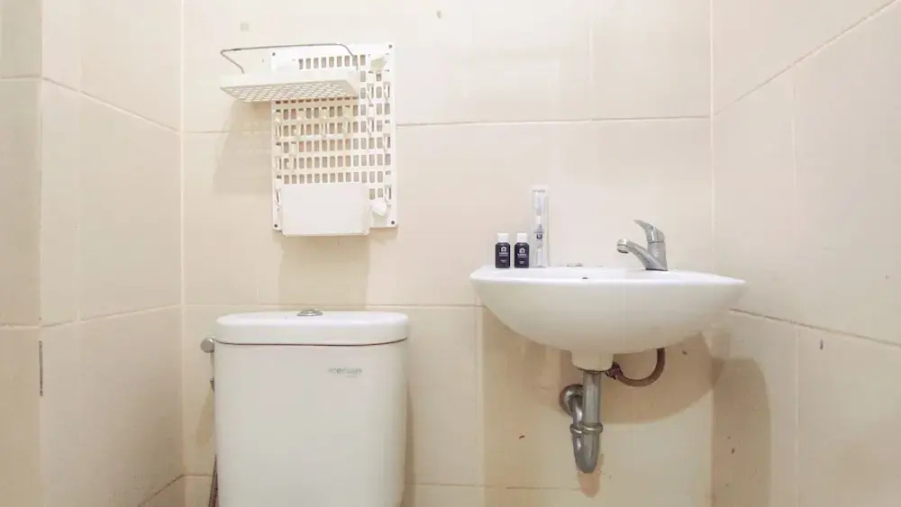 Best Value And Good Location Studio At Bale Hinggil Apartment