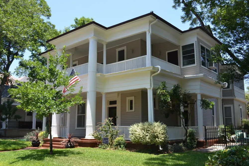 O'Casey's Boutique Inn