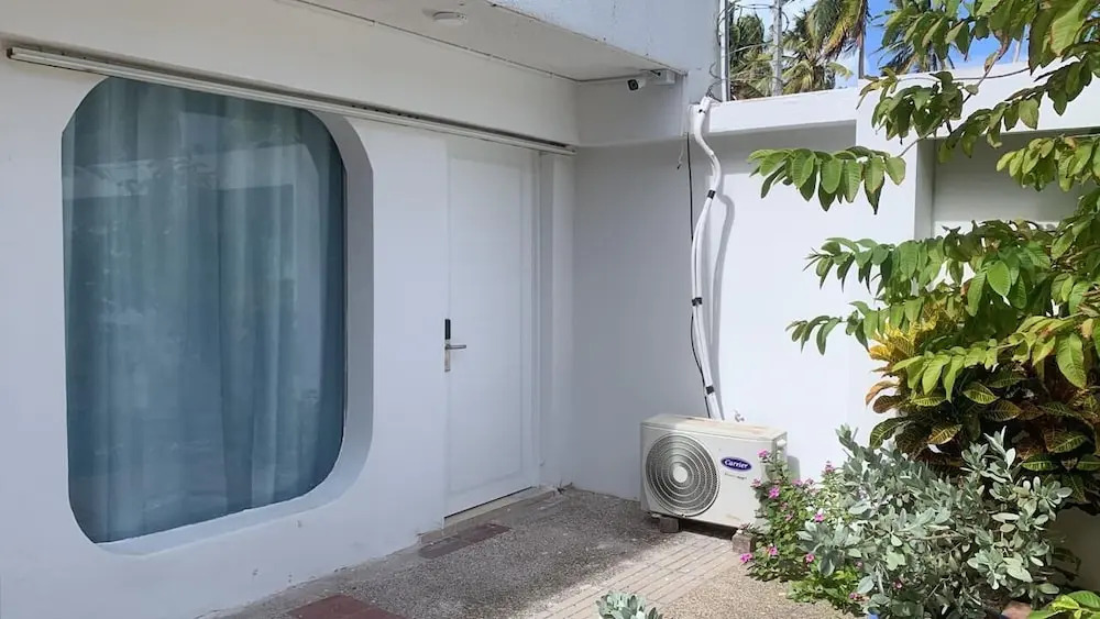 San Andres CC Apartments near the beach