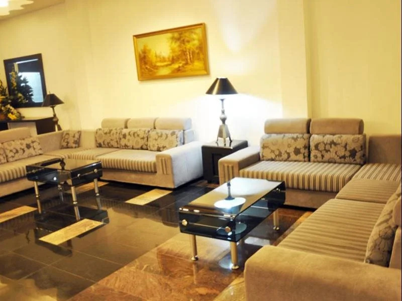 Peradeniya Rest House