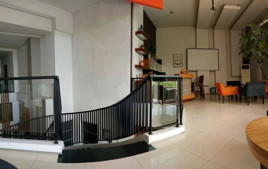 Hotel Surya