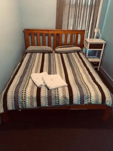 Opunake Surf Inn