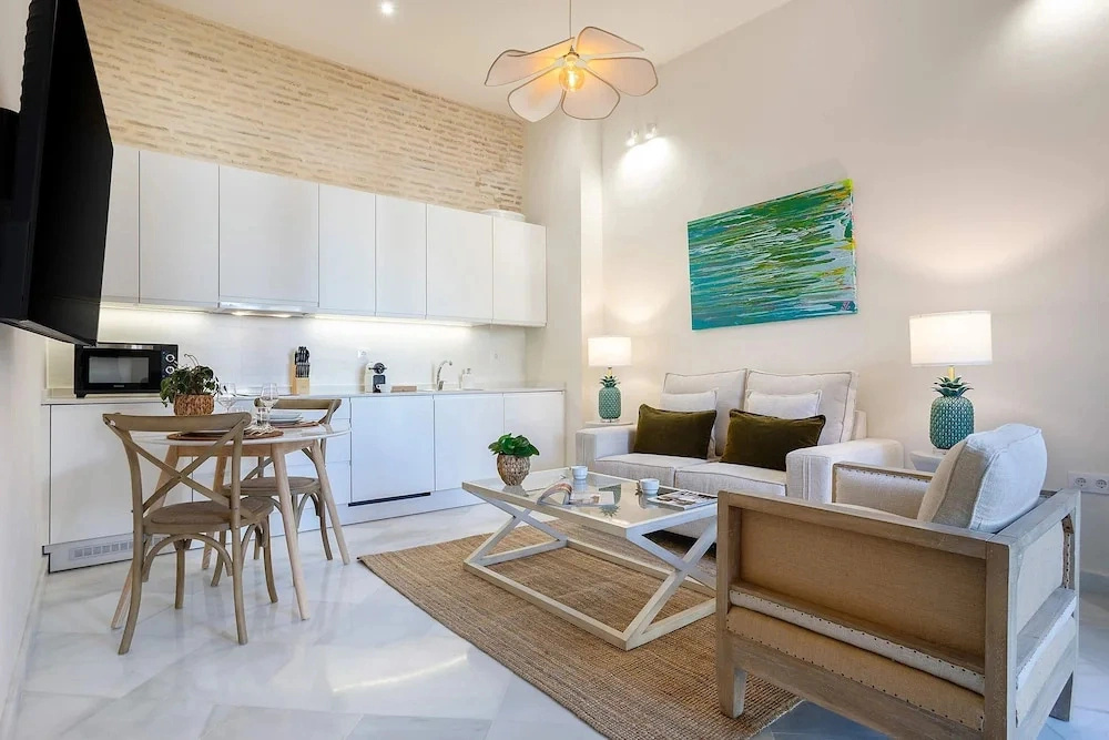 Spectacular Duplex With a Private Pool in Seville Mendoza Rios II