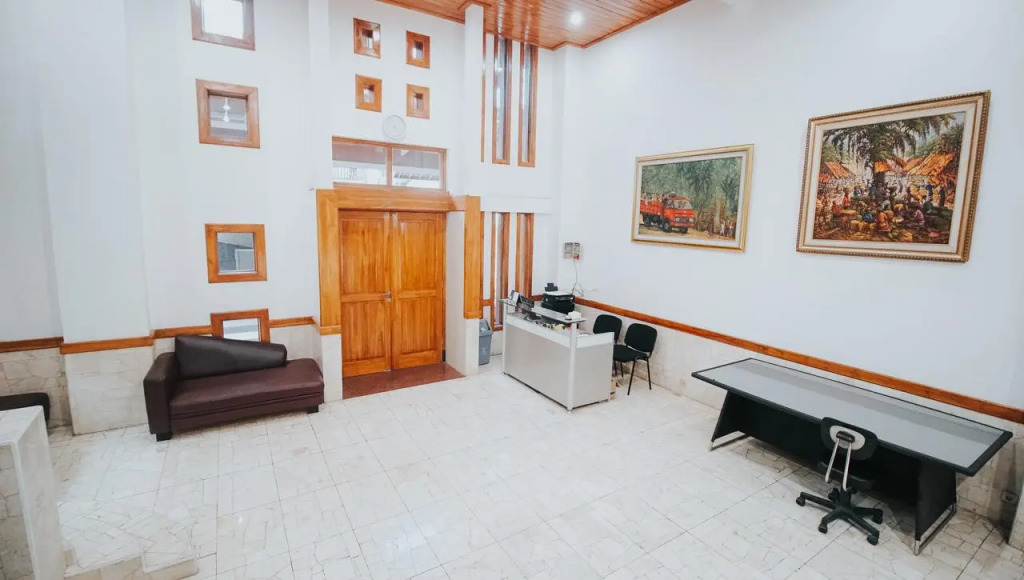 Tirtasari Nice Guesthouse