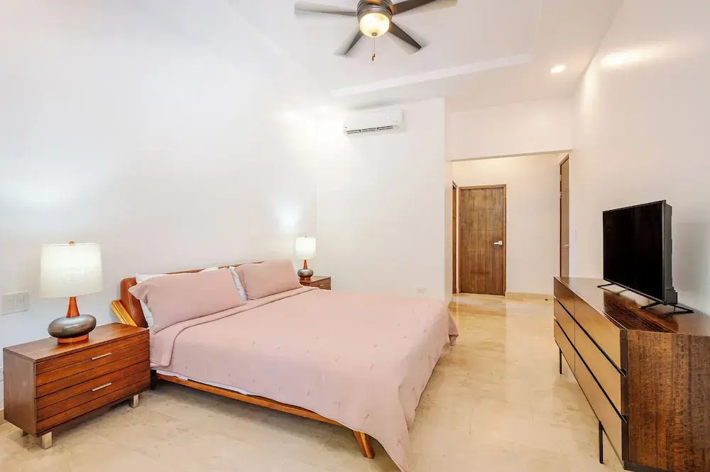 House Reserva Conchal Llama del Bosque