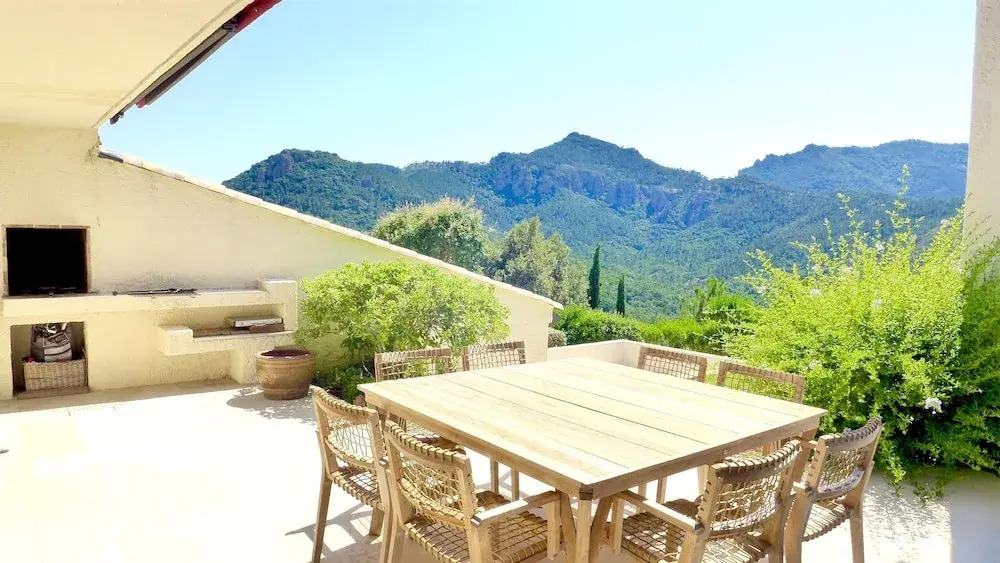 Villa With 6 Bedrooms in Mandelieu-la-napoule, With Private Pool, Enclosed Garden and Wifi - 3 km From the Beach