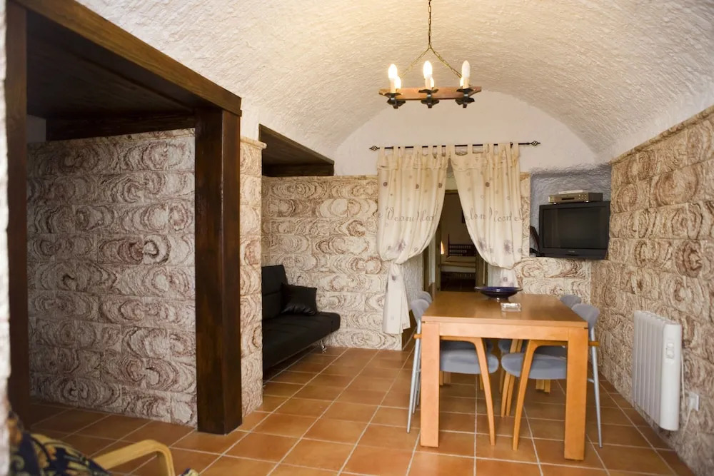 Cuevalia Alojamiento Rural