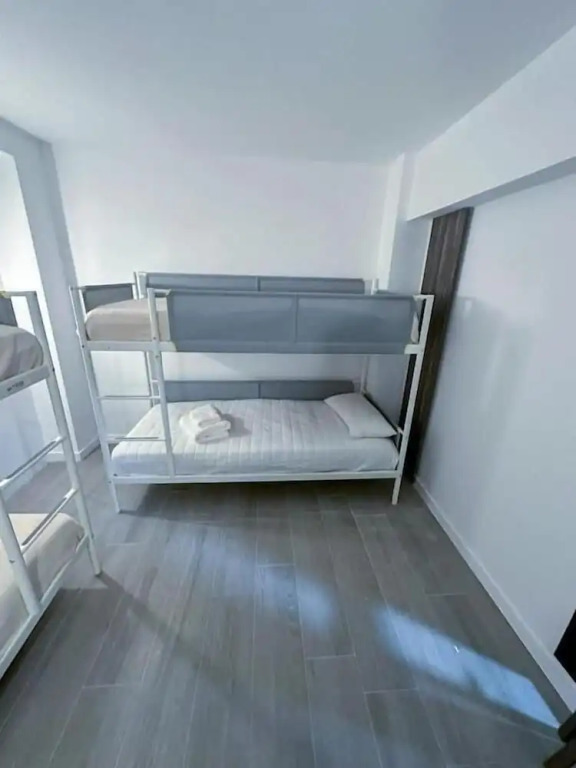 ZUR Boutique Hostel