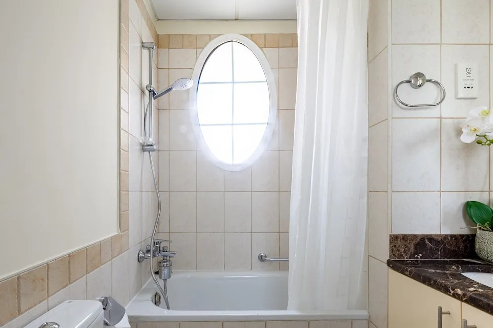 Radiant & Lush 2BR Villa In The Springs 11 - Sleeps 6!