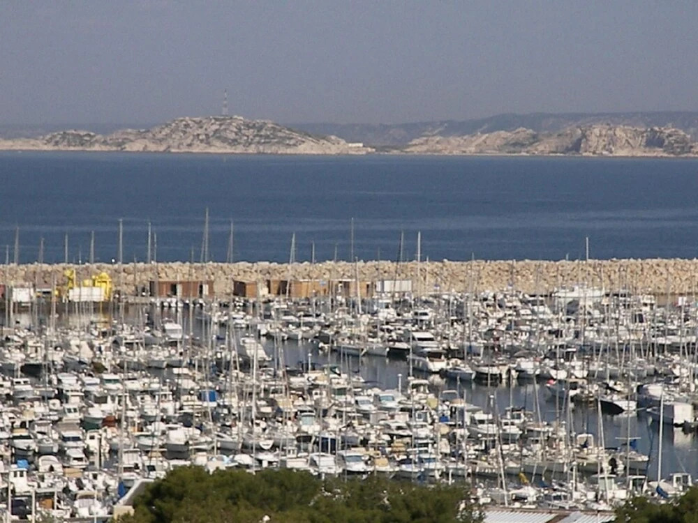 Apartment With one Bedroom in Marseille, With Furnished Terrace and Wi