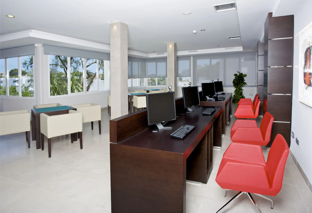 MarSenses Ferrera Blanca Hotel Family