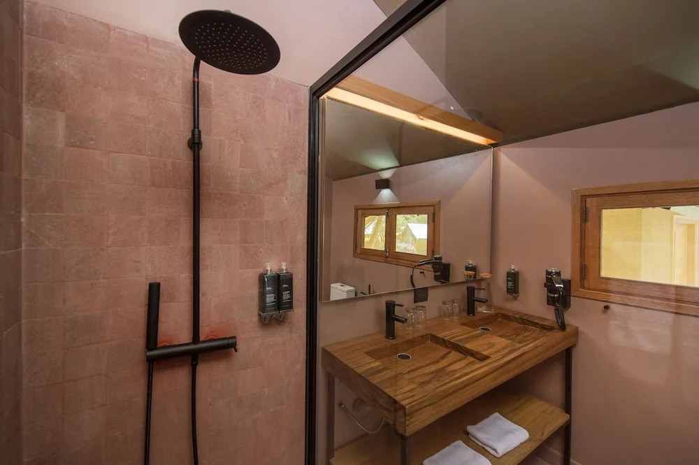 Las Qolqas EcoResort Ollantaytambo