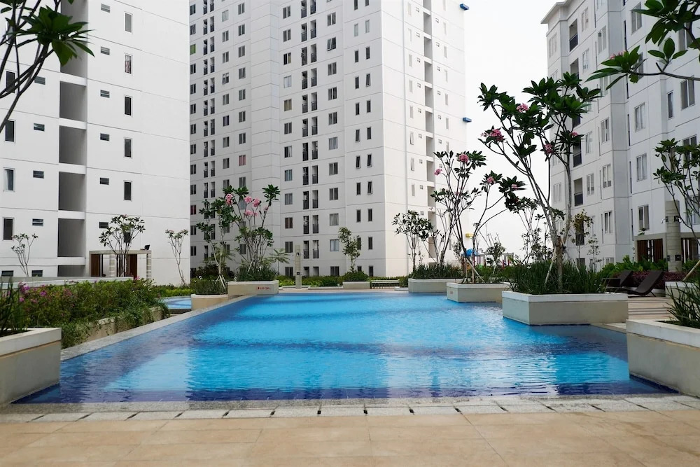 Minimalist and Stylish 1BR Bassura City Apartment