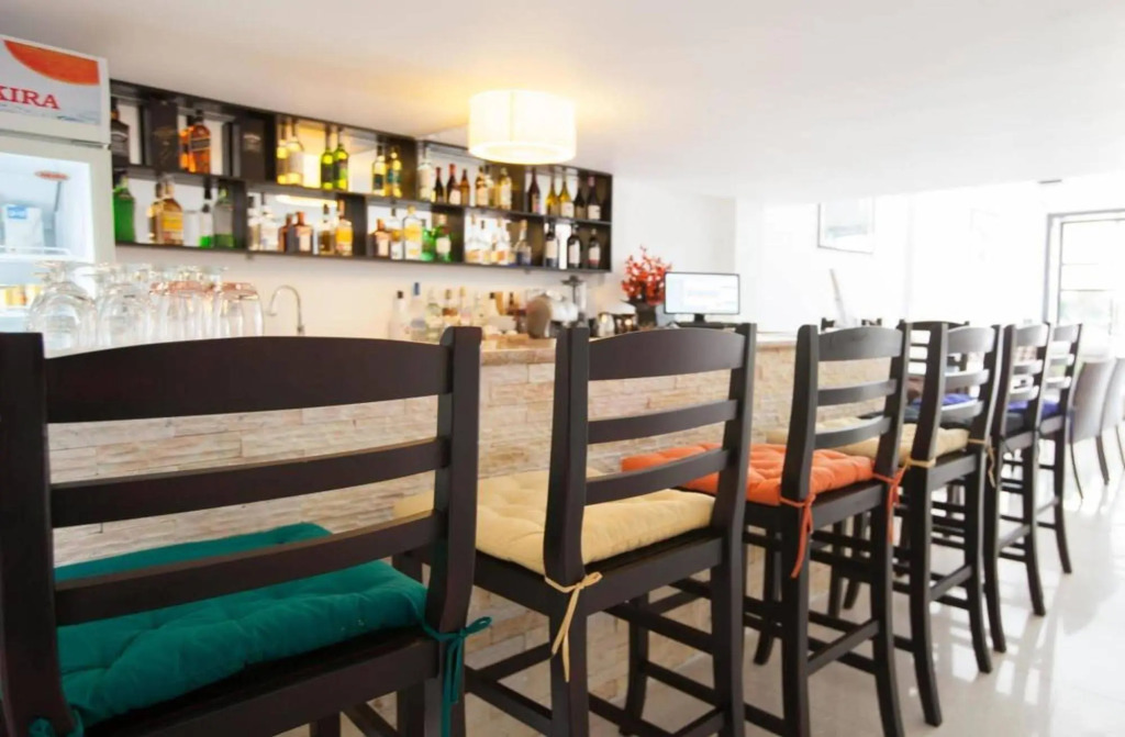 Homefeel CS Hotel