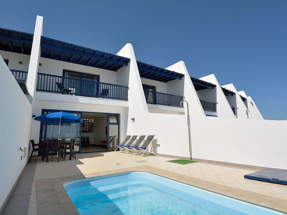 Comfortable, Attached Holiday Home With Private Pool and Near the sea
