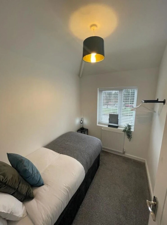 Harborne Park Road by JLJ Apartments