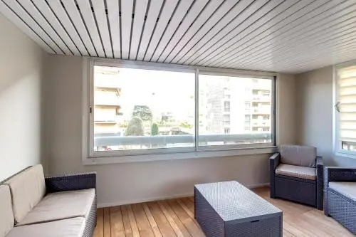 IMMOGROOM - 1 BR - Renovated - Wifi - Close to everything